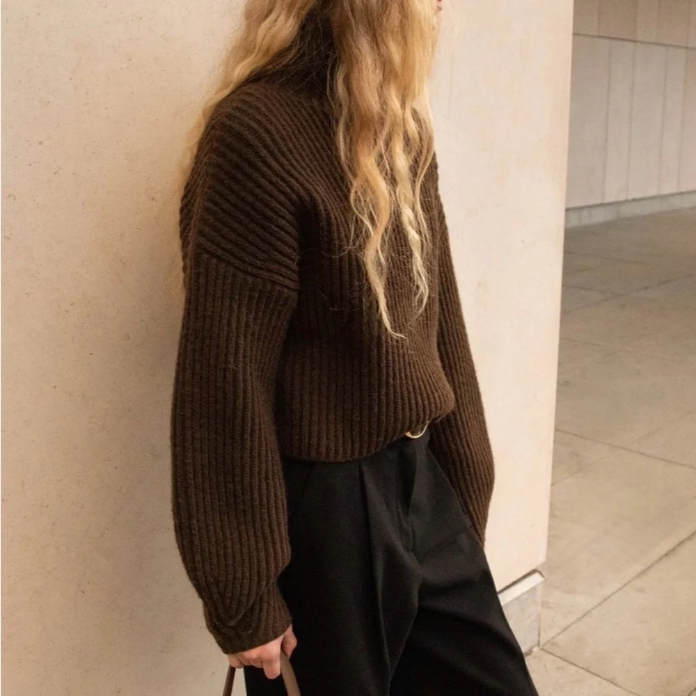OAK + FORT Ribbed Mockneck Sweater in Chocolate Brown Size Extra Small - Picture 1 of 8